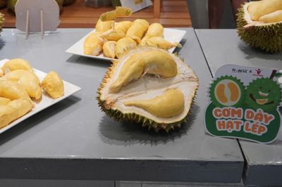 Buffet sầu riêng gây 'sốt' ở TP.HCM