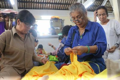 An Giang: Hơn 400 người cùng may áo dâng Bà Chúa Xứ núi Sam