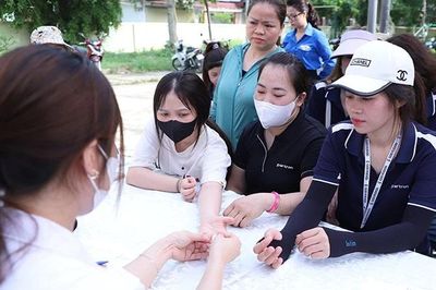 Hàng nghìn thanh niên công nhân cùng 'Lan tỏa năng lượng tích cực'