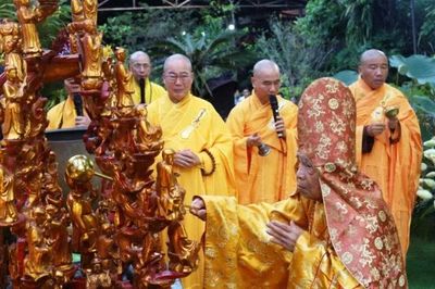 [Ảnh] Trang nghiêm lễ Mộc dục và rước Phật tại Huế