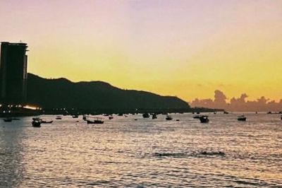 TÙY BÚT: Kỷ niệm ngày hạ
