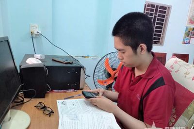 Bùi Trí Tâm vượt khó, học giỏi