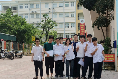 Thi vào lớp 10 Hà Nội: Nhiều học sinh tự tin điểm cao môn Toán