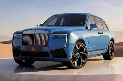 [GALLERY] Rolls-Royce Cullinan siêu sang có bản phối màu độc quyền 'Vân Lam'