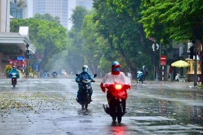 Dự báo thời tiết ngày 31/5: Bắc Bộ nắng nóng, Nam Bộ mưa dông