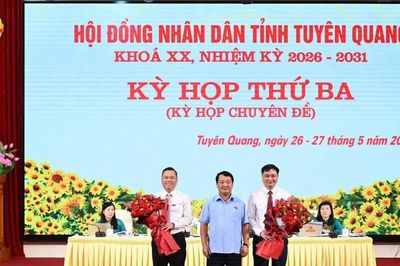 Thủ tướng phê chuẩn kết quả bầu 2 Phó Chủ tịch UBND tỉnh Tuyên Quang