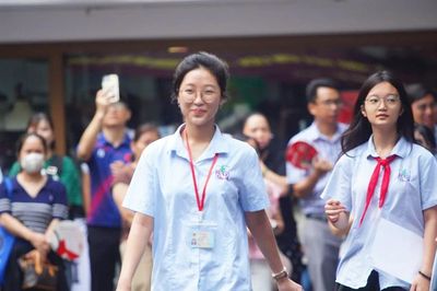 Đề thi, lời giải môn Toán vào lớp 10 ở Hà Nội