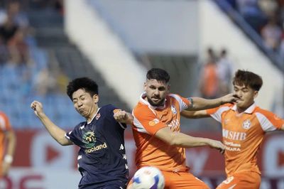 SHB Đà Nẵng ngược dòng, rủi ro cho Becamex Thành phố Hồ Chí Minh?