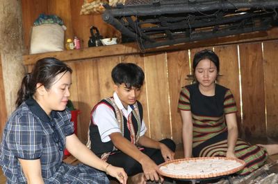 Đưa 'hạt ngọc núi rừng' vượt khỏi đại ngàn