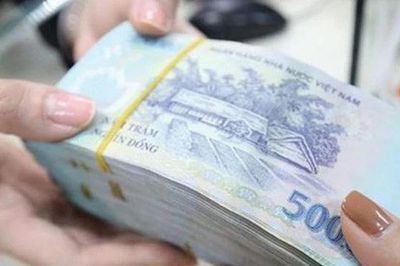 Giao dịch tiền mặt bất ngờ tăng trở lại