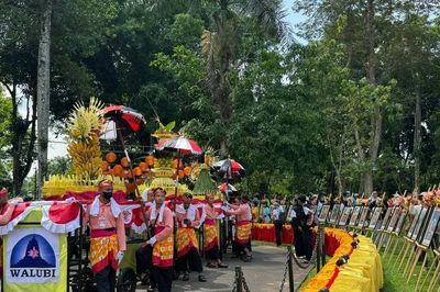 Đại lễ Vesak: Lễ rước Kirab Waisak và hành trình giác ngộ