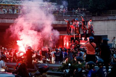 Pháp bắt giữ hơn 400 người quá khích sau trận chung kết UEFA Champions League