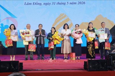 Gìn giữ những nếp sống đẹp trong mỗi gia đình