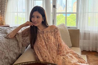 Lee Da Hae khoe bụng bầu ở tuổi 42, nhan sắc gây trầm trồ