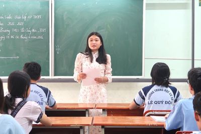 Hơn 150.000 học sinh tại TPHCM làm thủ tục thi vào lớp 10