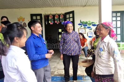 Trưởng thôn 29 tuổi 'cầm tay chỉ việc' giúp dân thoát nghèo ở Y Tý