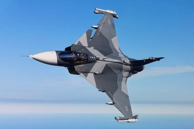 Thỏa thuận tiêm kích Gripen cho Ukraine: Cú hích chiến lược cho ngành công nghiệp quốc phòng Anh