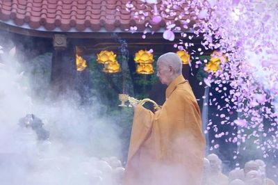 Trang nghiêm Đại lễ Phật đản Phật lịch 2570 tại Việt Nam Quốc Tự