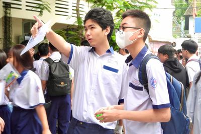 Trước giờ 'vượt vũ môn', hơn 150.000 thí sinh tại TP.HCM làm thủ tục dự thi lớp 10