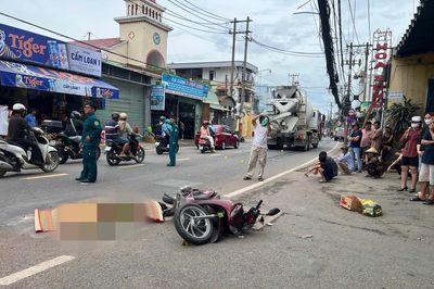 TP.HCM: Xe bồn va chạm xe máy, người phụ nữ tử vong tại chỗ