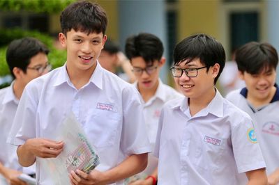 Khép lại kỳ thi vào lớp 10, học sinh đón mùa hè mới