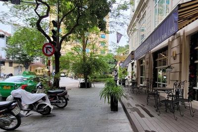 Hà Nội thí điểm cho thuê vỉa hè, phát triển kinh tế đêm