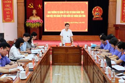 Tăng cường củng cố, xây dựng tổ chức cơ sở đảng và nâng cao chất lượng đội ngũ đảng viên