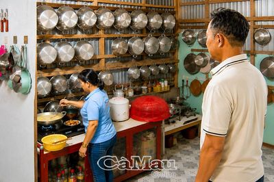 Biển đông tình nghĩa vợ chồng