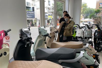 Dự kiến mức hỗ trợ cho người dân ở TP.HCM khi chuyển xe máy xăng sang xe điện