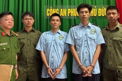 Phát hiện 2 bảo vệ chung cư nghiện ma túy