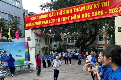 Gần 17.000 lượt thí sinh cạnh tranh suất vào 4 trường THPT chuyên Hà Nội