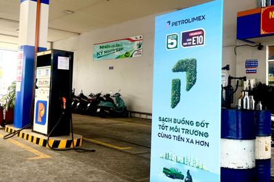 Hôm nay xăng E10 chính thức phủ sóng trên cả nước: Cột mốc lịch sử