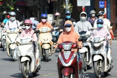 Những dấu hiệu nào cho thấy cơ thể đang mất nước nghiêm trọng cần đến cơ sở y tế ngay?