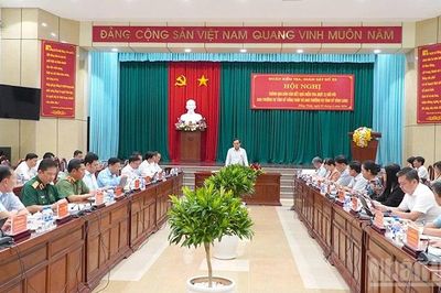 Thông qua dự thảo báo cáo kết quả kiểm tra (đợt 2) đối với Ban Thường vụ Tỉnh ủy Đồng Tháp và Vĩnh Long