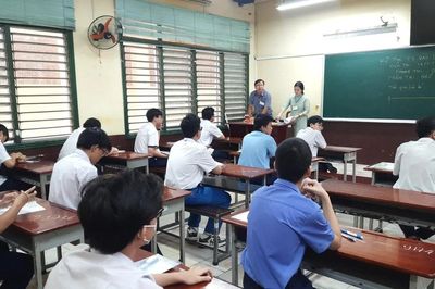 Thí sinh Thành phố Hồ Chí Minh hoàn thành ngày thi đầu tiên lớp 10 công lập