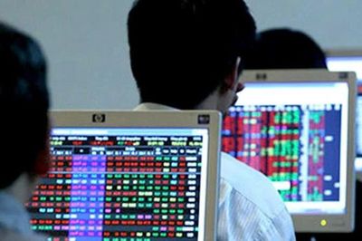 Chứng khoán ngày 1/6: Thanh khoản thị trường suy giảm, VN-Index lao dốc gần 19 điểm