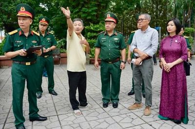 Bộ Tư lệnh Thành phố Hồ Chí Minh khảo sát thực địa quy tập hài cốt liệt sĩ tại công viên Lê Thị Riêng