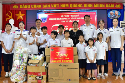 Mang Tết thiếu nhi đến với trẻ mồ côi