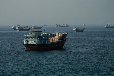 Căng thẳng Hormuz leo thang, Mỹ siết phong tỏa Iran