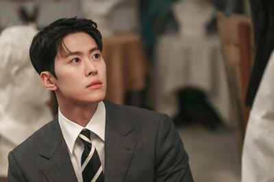 'Chàng trai trẻ quốc dân' Gong Myung: 'Tôi cảm nhận được sức hút của những bộ phim truyền hình về công sở'