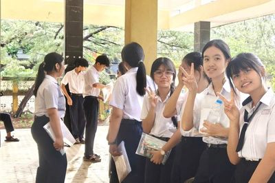 Thí sinh Đắk Lắk nhận nhiều hỗ trợ bước vào Kỳ thi tuyển sinh lớp 10
