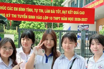 Đề Toán lớp 10 chuyên ở Hà Nội mang tính phân hóa rõ rệt