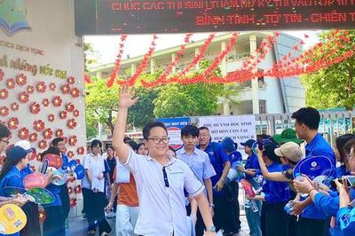 Giảm 'sức nóng' kỳ thi lớp 10 tại Hà Nội và cả nước: Cần lời giải từ quy hoạch trường lớp