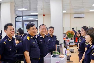 Thực hiện thủ tục thông suốt cho 1.075 tờ khai trong ngày đầu triển khai thí điểm mô hình thông quan tập trung