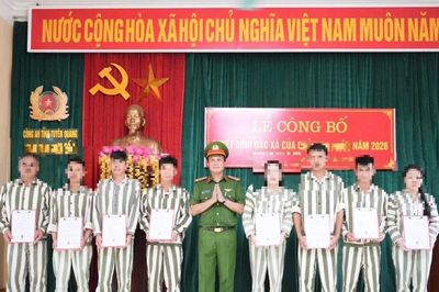 Tuyên Quang công bố quyết định đặc xá cho phạm nhân