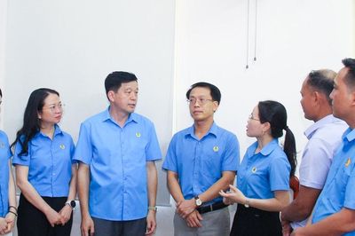 Gặp mặt đại biểu dự Đại hội Công đoàn Việt Nam lần thứ XIV, nhiệm kỳ 2026 - 2031