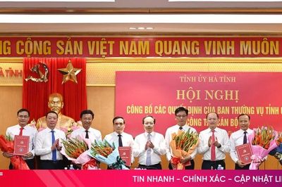 Ban Thường vụ Tỉnh ủy Hà Tĩnh công bố các quyết định về công tác cán bộ