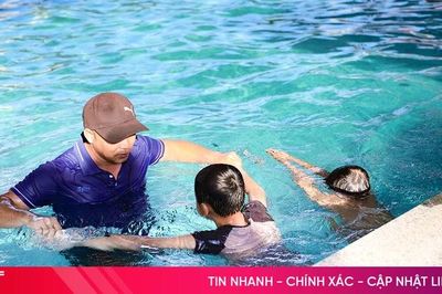 Đừng để thiết bị thông minh 'giữ chân' trẻ trong mùa hè