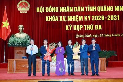 Ông Nguyễn Hồng Dương được bầu làm Phó Chủ tịch HĐND tỉnh Quảng Ninh