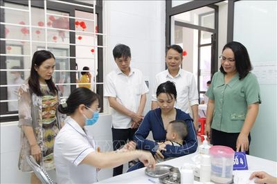 Hà Nội phấn đấu trên 99,8% trẻ trong độ tuổi được uống Vitamin A